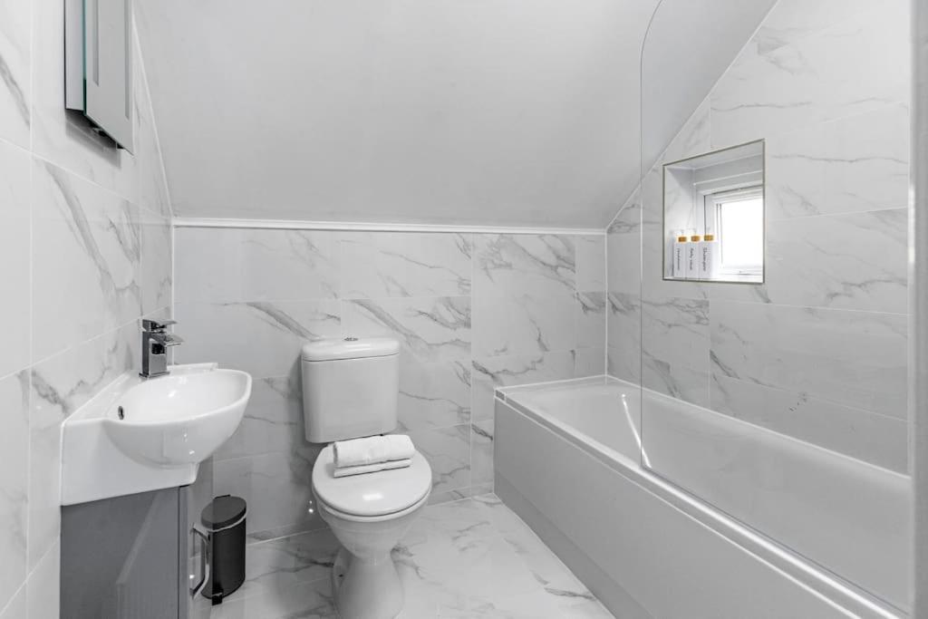 Crystal Palace Stylish Gem Slp 4 Next To Transport Apartament *