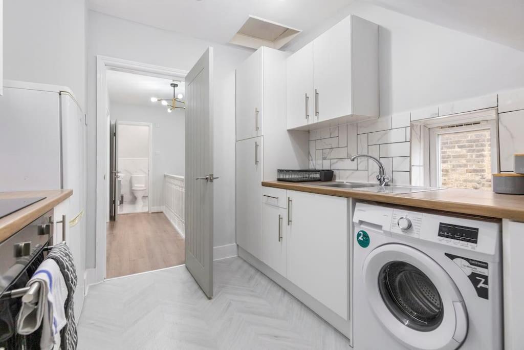 Crystal Palace Stylish Gem Slp 4 Next To Transport Apartament